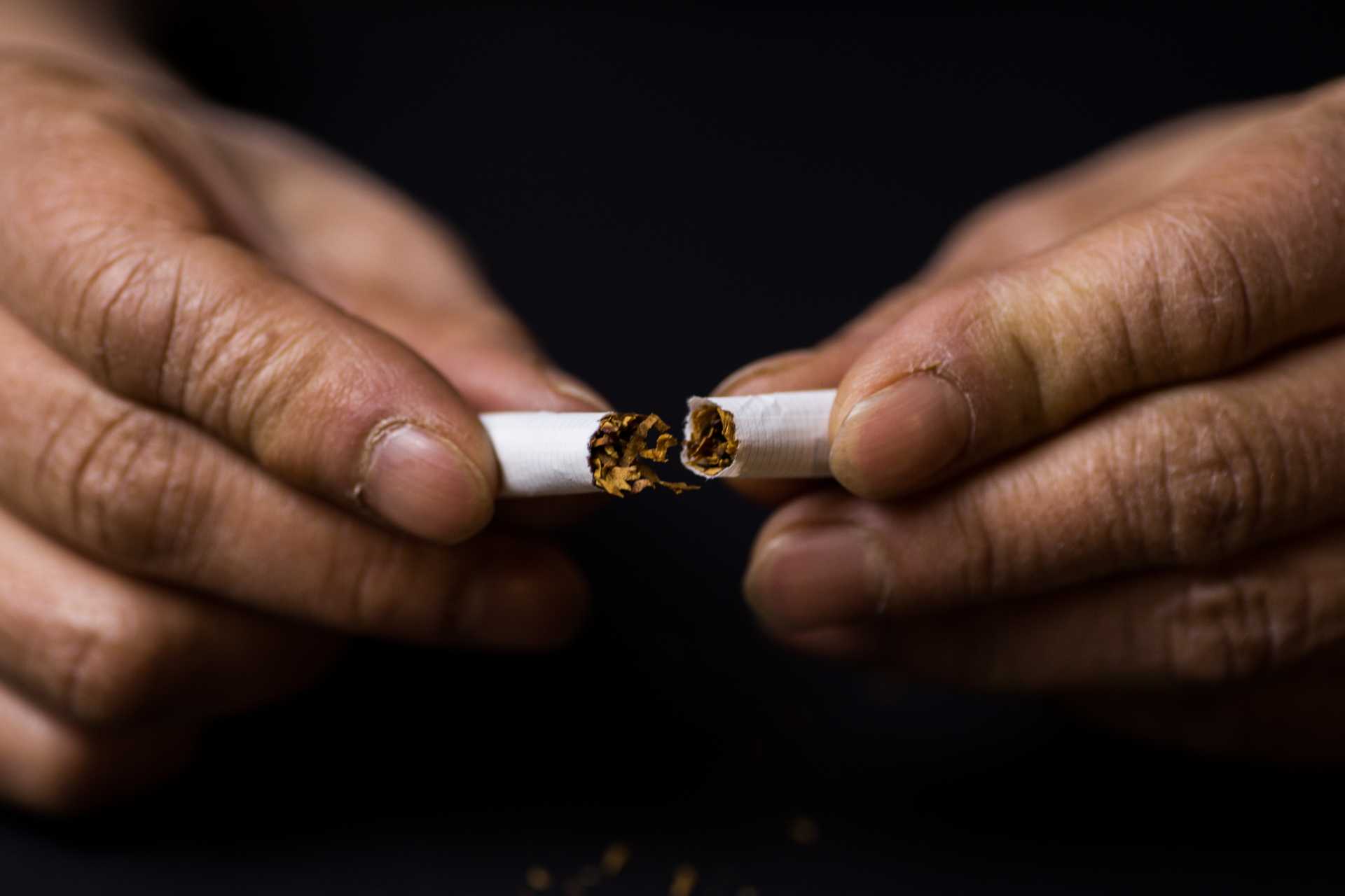 how to chew twist tobacco How to Dip Smokeless Tobacco: 8 Steps (with Pictures)